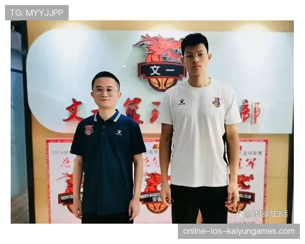 冠军球队球员赛季访谈揭示日常训练秘密，冠军对冠军