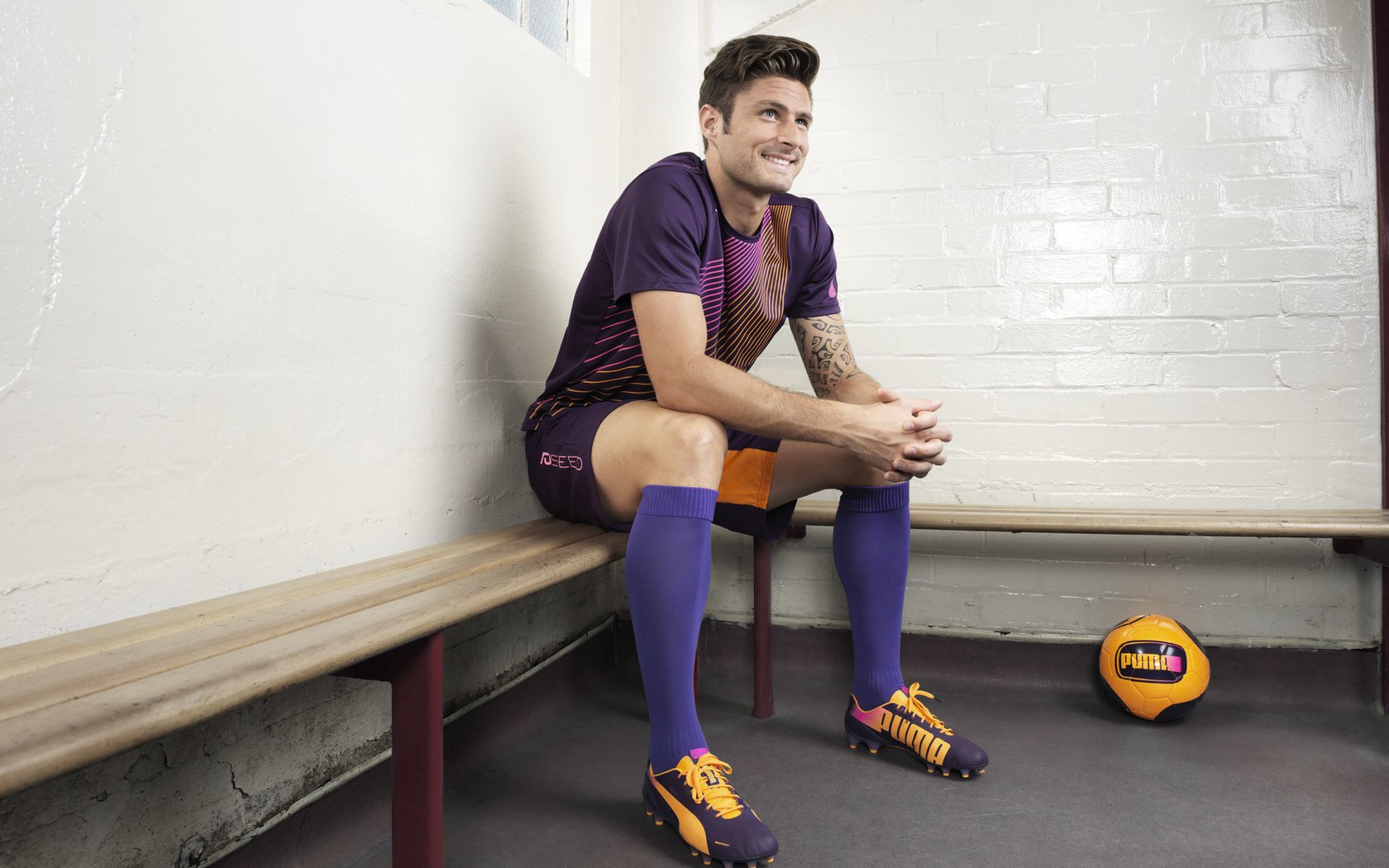 kaiyun中国官方网站-替补席得分效率是否正在超越首发攻击线水平，替补有机会上场么