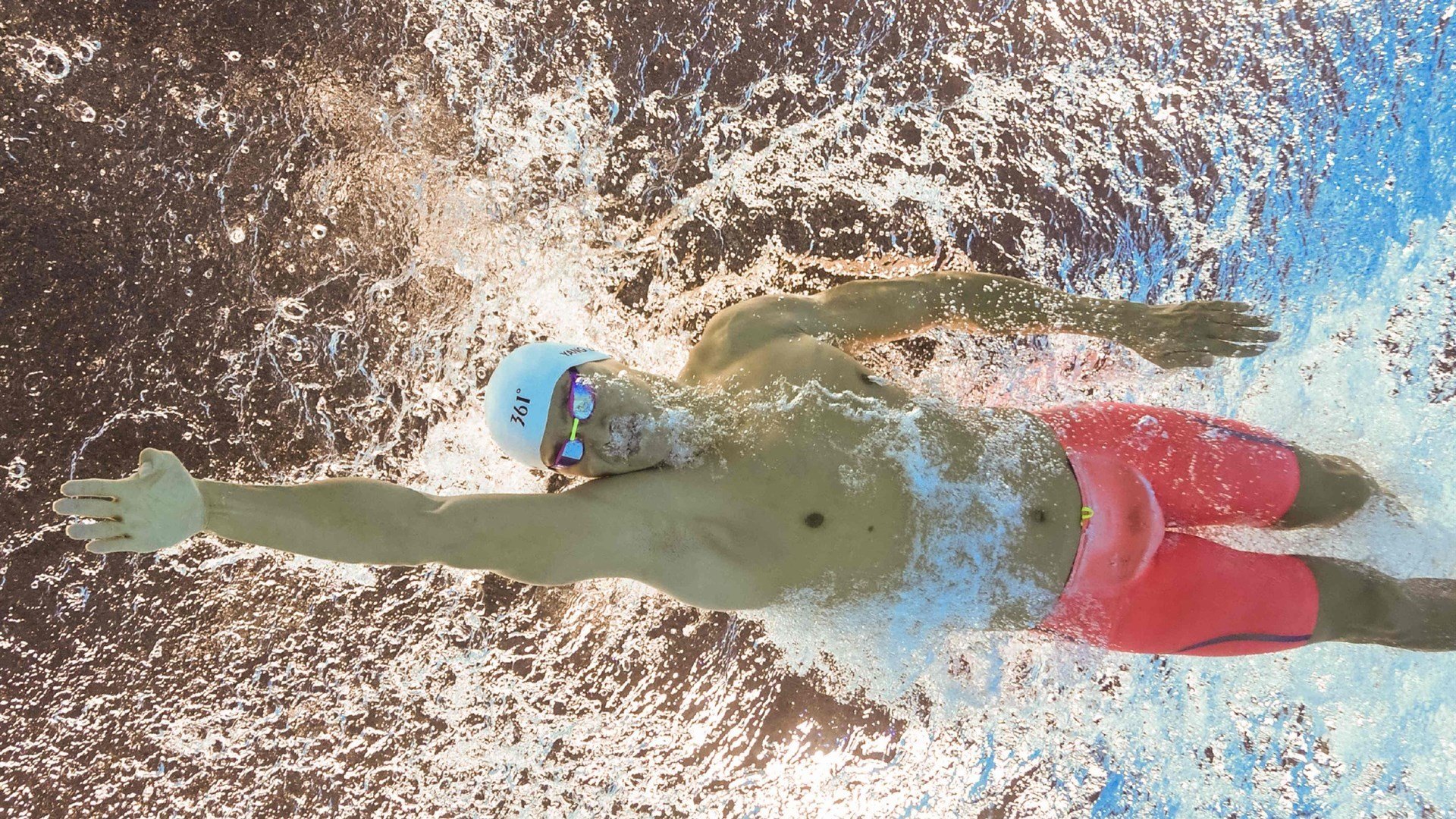 开云体育中国官方网站-球员在转换节奏中如何选择突破或回传，怎么转球分队